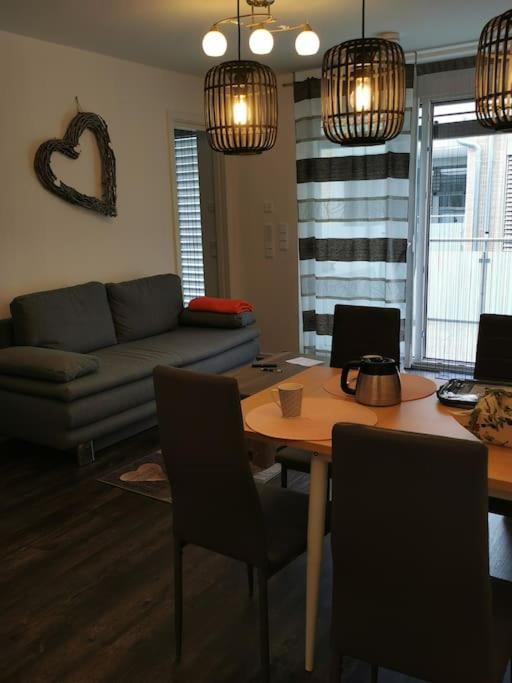 Wohnen Direkt Am Uferpark Mit Grossem Balkon Und Seeblick FDH Εξωτερικό φωτογραφία
